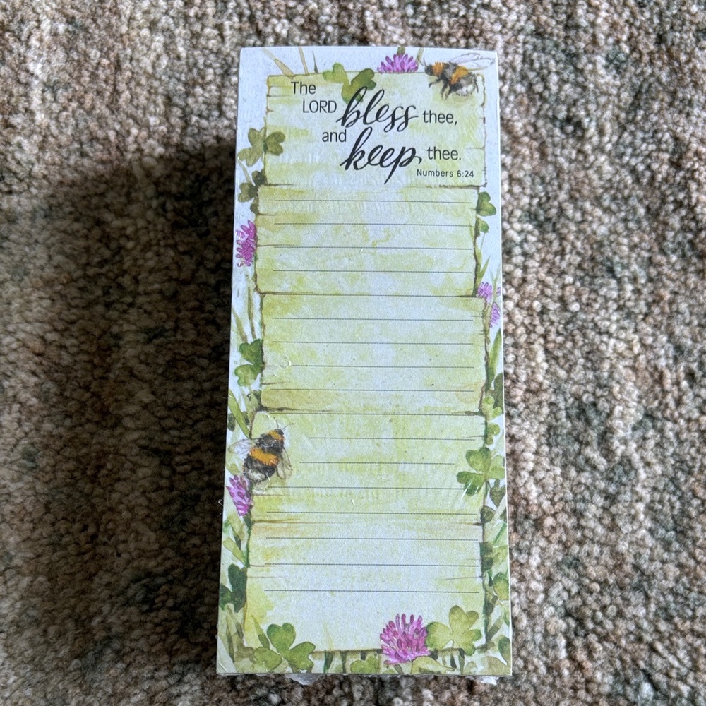NWT 12 Seasonal Memo Pads Magnetic Back - Picture 8 of 11